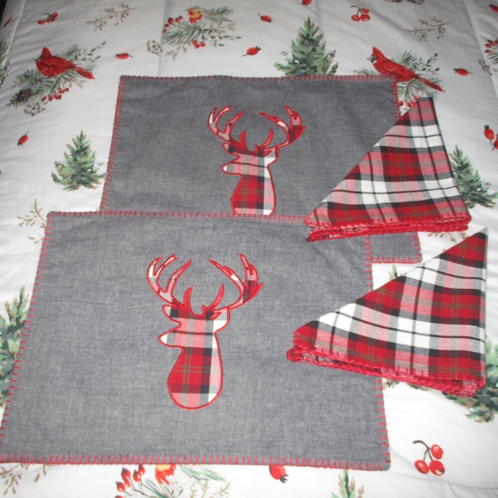 Aman set of 2 Placemats & napkins 100% cotton NWOT Deer Plaid